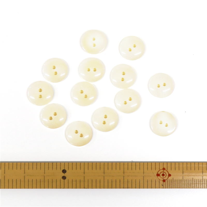 日本紐釦貿易(Nippon Chuko) サマーカジュアルボタン 23mm 6個 ダークベージュ 153-23-42 1枚(ご注文単位1枚)【直送品】