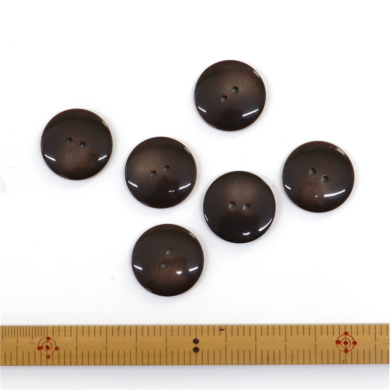 日本紐釦貿易(Nippon Chuko) サマーカジュアルボタン 25mm 6個 ライトベージュ 153-25-41 1枚(ご注文単位1枚)【直送品】