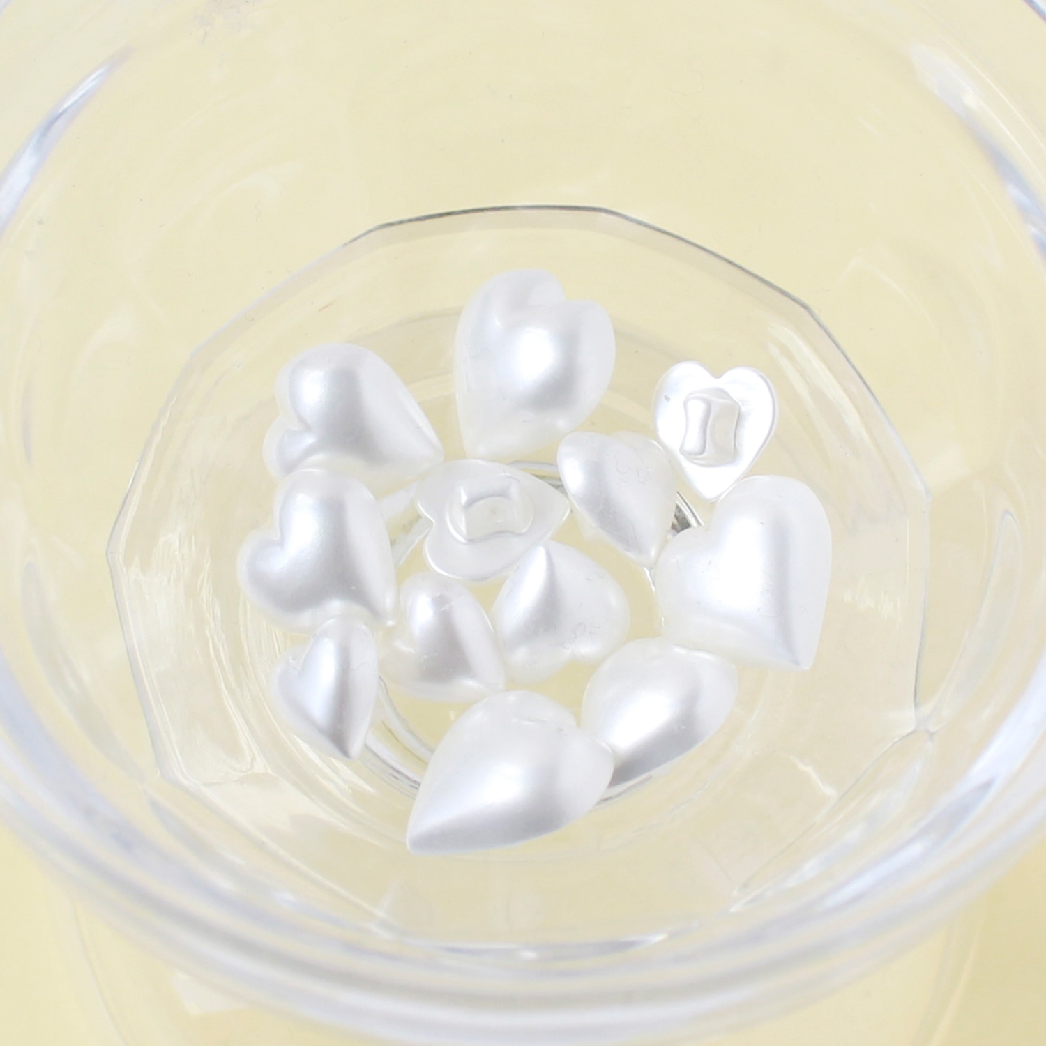 日本紐釦貿易 ハート型パールボタン 10mm 5個 LW4770-10 （ご注文単位1個）【直送品】