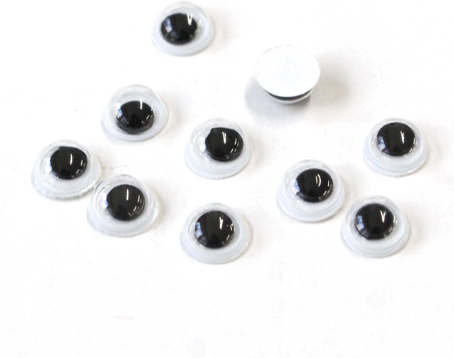 日本紐釦貿易 動眼(貼付) 6㎜ 10個x5袋 MOL-2103-5 (ご注文単位1セット)【直送品】