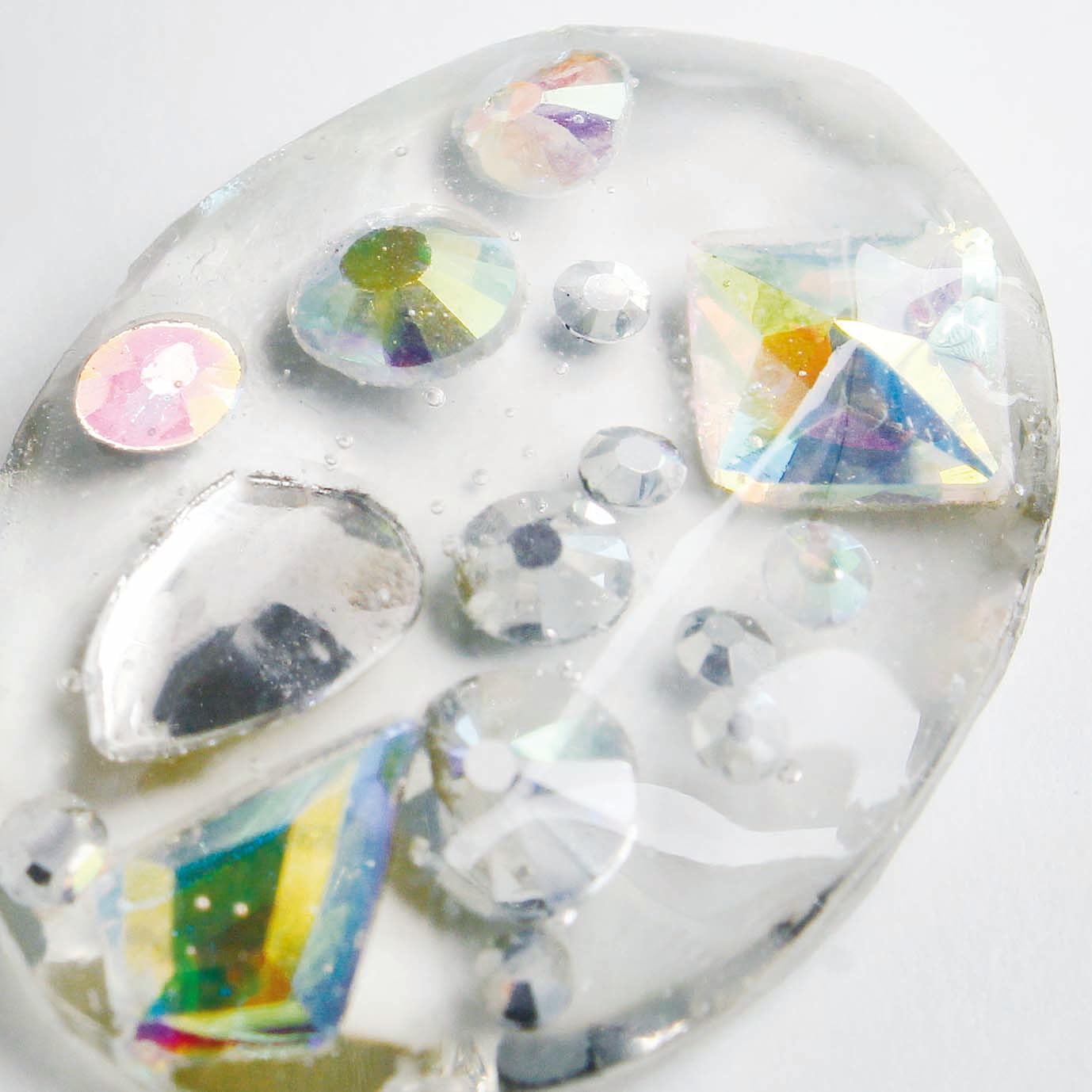 日本紐釦貿易 フラットストーンミックス 約2.9g/1個 4色セット T10-P (ご注文単位1個)【直送品】