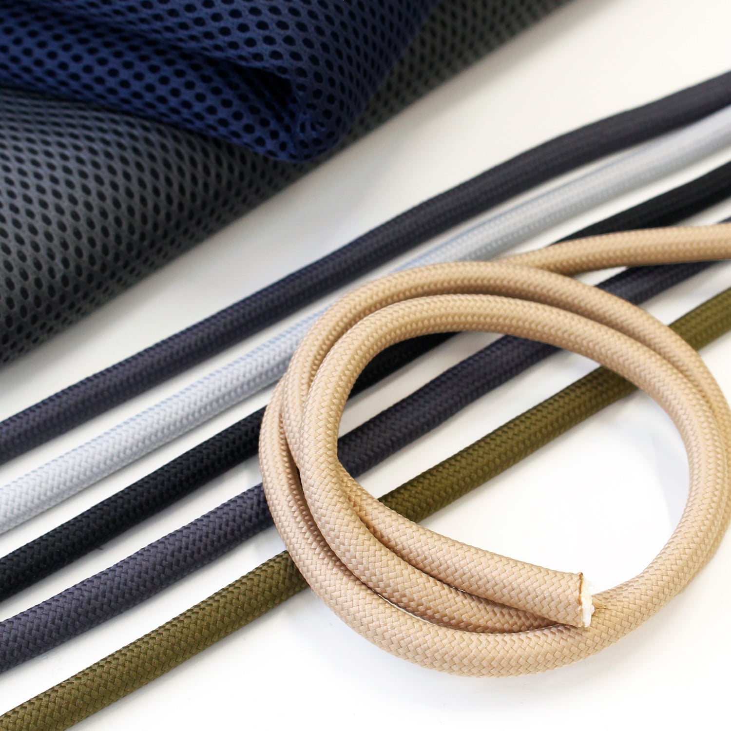 日本紐釦貿易 持ち手用ポリエステルコード 約φ8mm 20m巻 サンドベージュ KEC800-15-20M （ご注文単位1巻）【直送品】