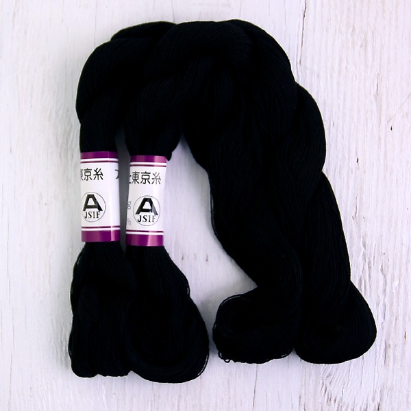 日本紐釦貿易 フジボウカタン 東京糸 黒 2本入 F9-2 (ご注文単位1束)【直送品】