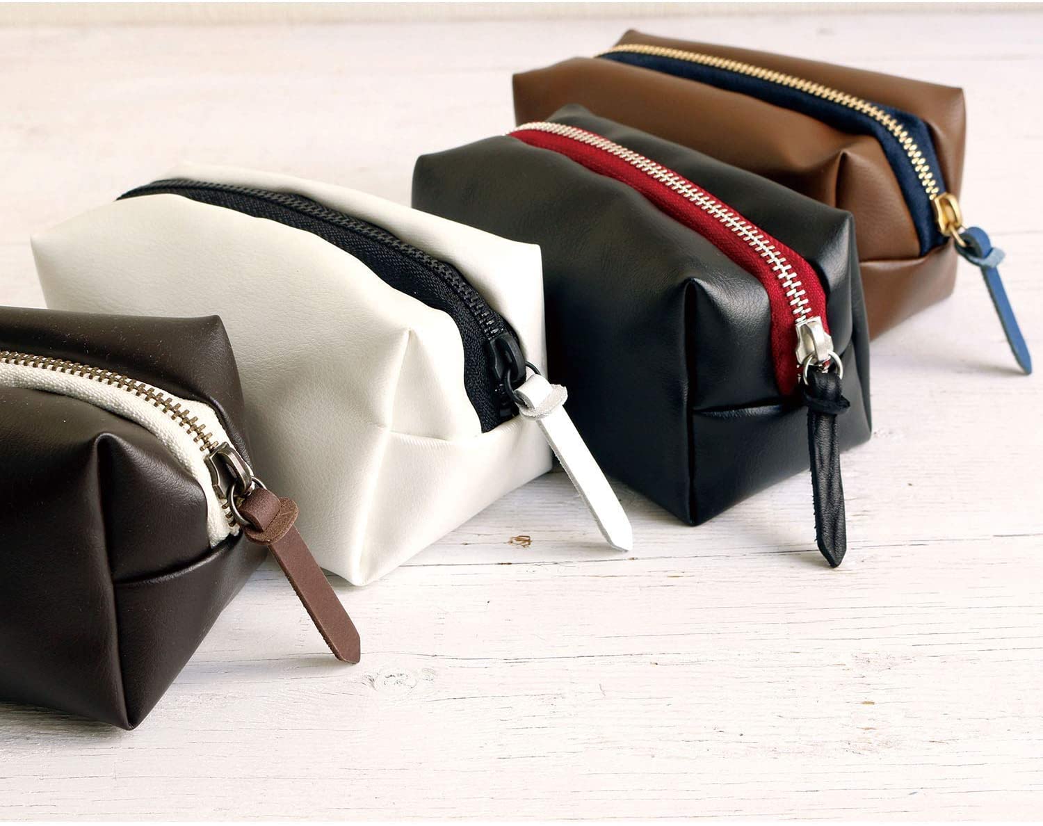 日本紐釦貿易 Y.K.K リングファスナー用本革パーツ 青 全長70mm 同色3本入 LS-BU (ご注文単位1束)【直送品】