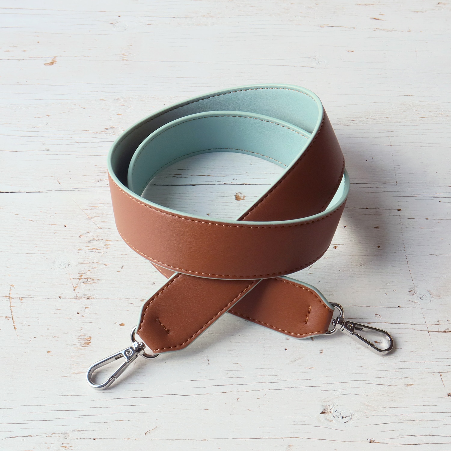 日本紐釦貿易 リバーシブルショルダー 巾3.5ｃｍ 全長105ｃｍ ブラウンＸアイスグリーン 1本入 RVS1-BI （ご注文単位1本）【直送品】