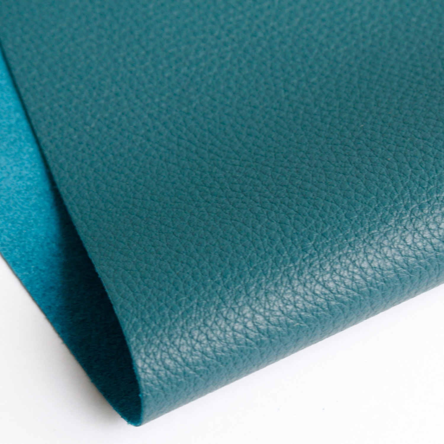 日本紐釦貿易 本皮シート 17×23cm グリーンブルー 1枚 MAP126-GB (ご注文単位1枚)【直送品】