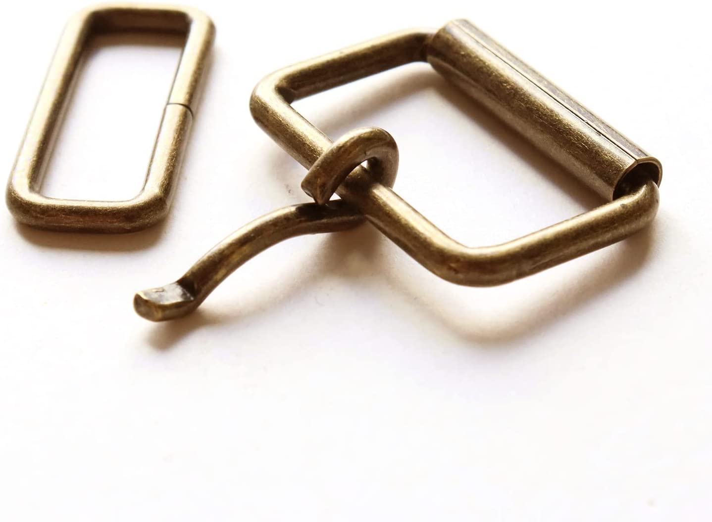 日本紐釦貿易 管美錠 巾約25mm アンティークゴールド 4個入 SGM-KB25-AG (ご注文単位1束)【直送品】