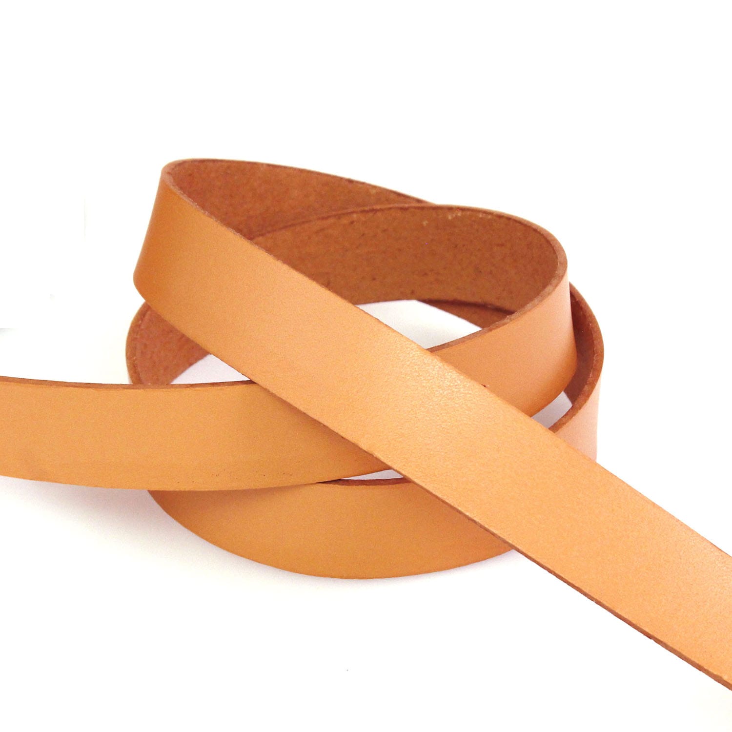 日本紐釦貿易 ヌメ革テープ 20mm巾 長さ10m巻 ベージュ MTLS1020-1 (ご注文単位1巻)【直送品】