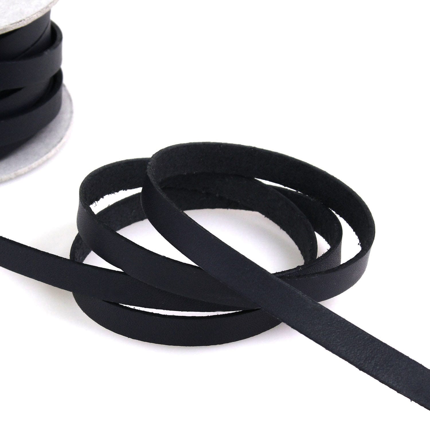 日本紐釦貿易 ヌメ革テープ 10mm 長さ10m巻 ネイビー MTLS1010-9 （ご注文単位1巻）【直送品】