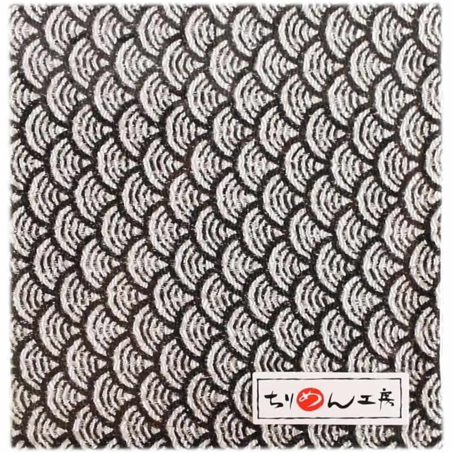 日本紐釦貿易 ちりめんカット 友禅 約23×33cm 青海波文柄 黒 Y304-17B （ご注文単位1枚）【直送品】