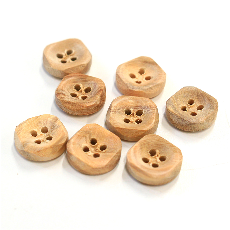 日本紐釦貿易(Nippon Chuko) オリーブボタン 13mm 8個 CG1222 1袋（ご注文単位1袋）【直送品】