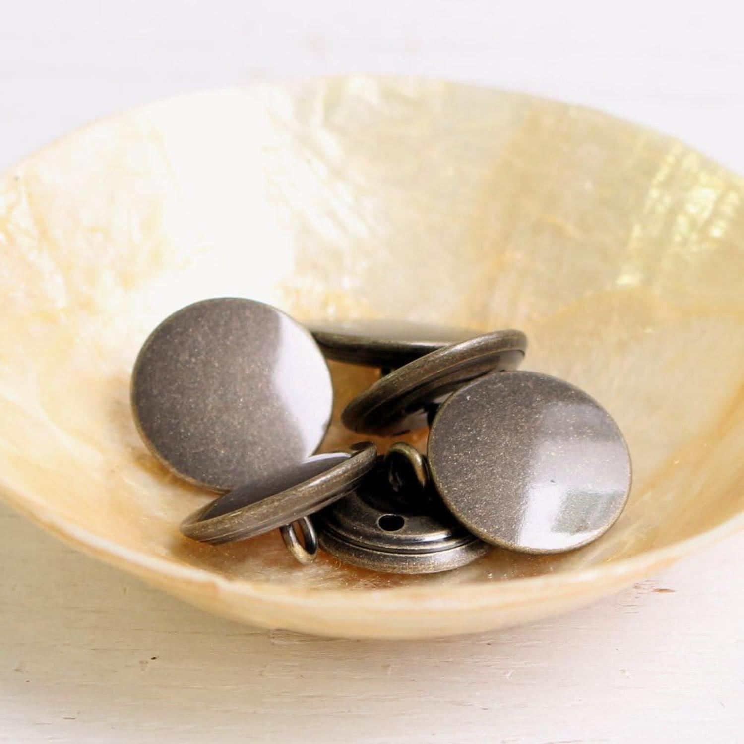 日本紐釦貿易 金属ボタン 6個入 φ23mm アンティークゴールド M69-23-AG （ご注文単位1束）【直送品】