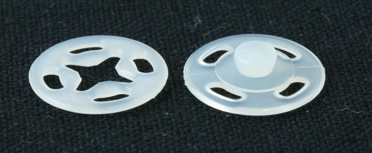 日本紐釦貿易 ナイロンスナップボタン 10組入 φ15mm 白 D40233-15W (ご注文単位1束)【直送品】