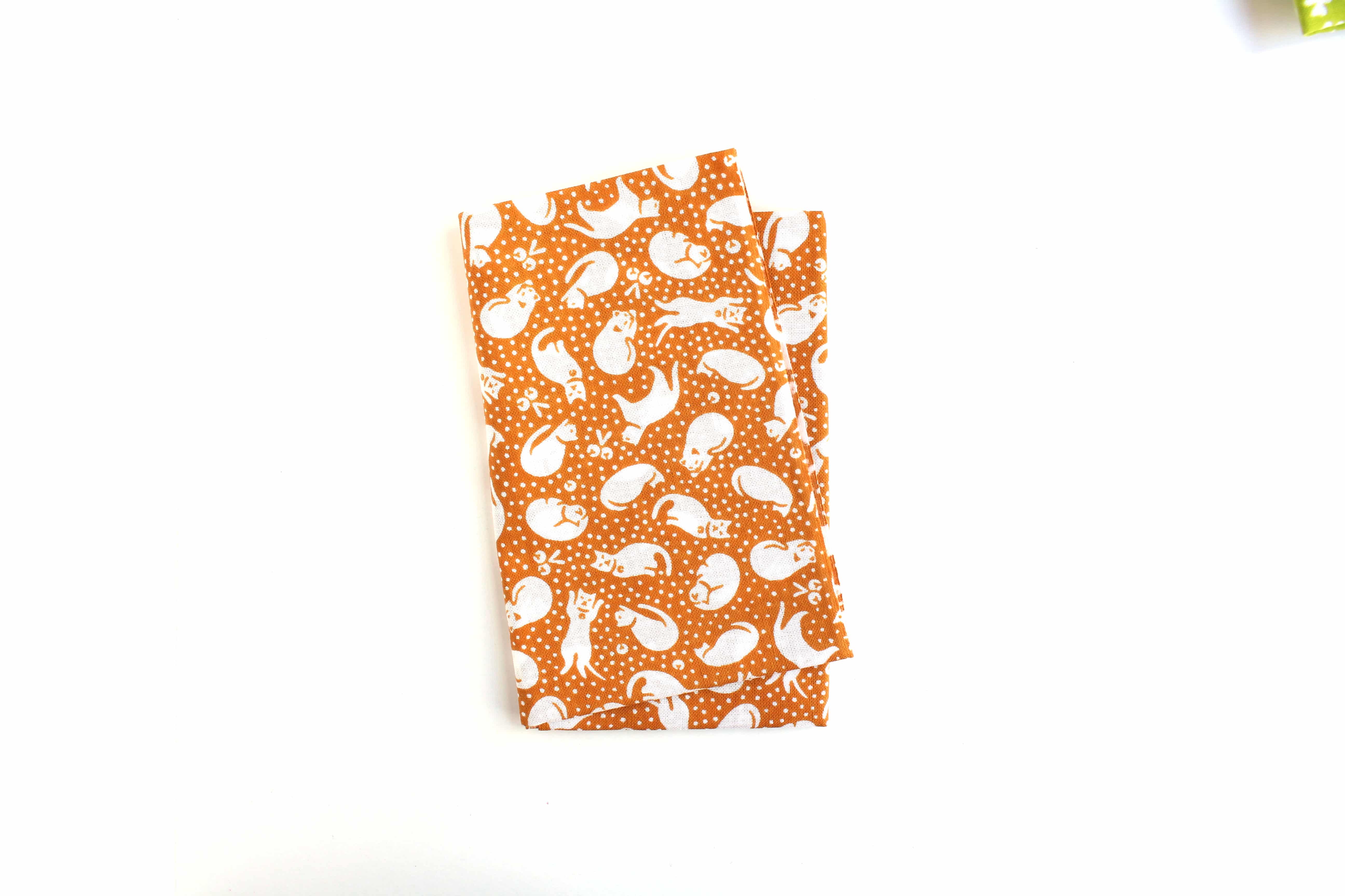 日本紐釦貿易 小紋手ぬぐい 鈴ねこ 33×90cm MYM33354 (ご注文単位1枚)【直送品】