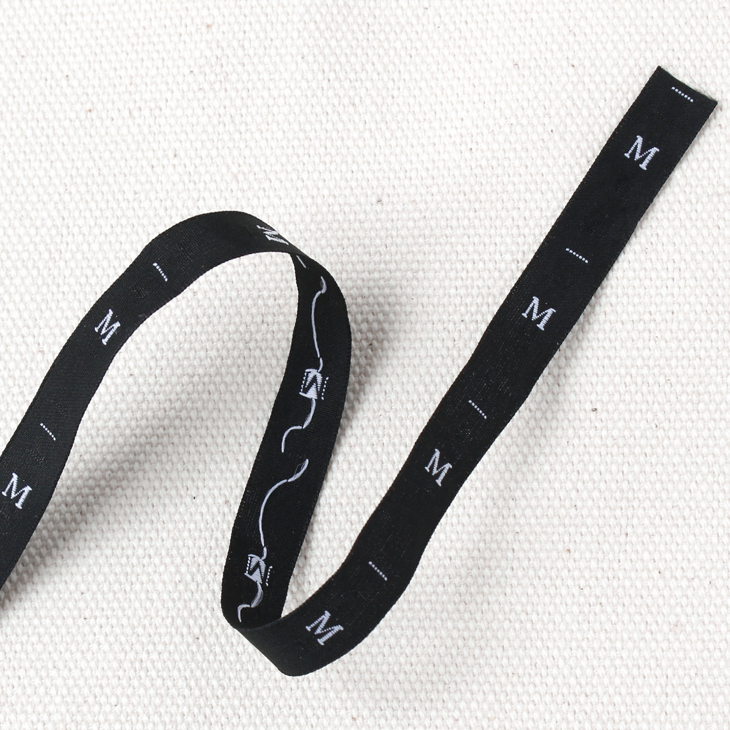 日本紐釦貿易 サイズタグ L 9mm巾 ブラック TME-LB （ご注文単位1束）【直送品】