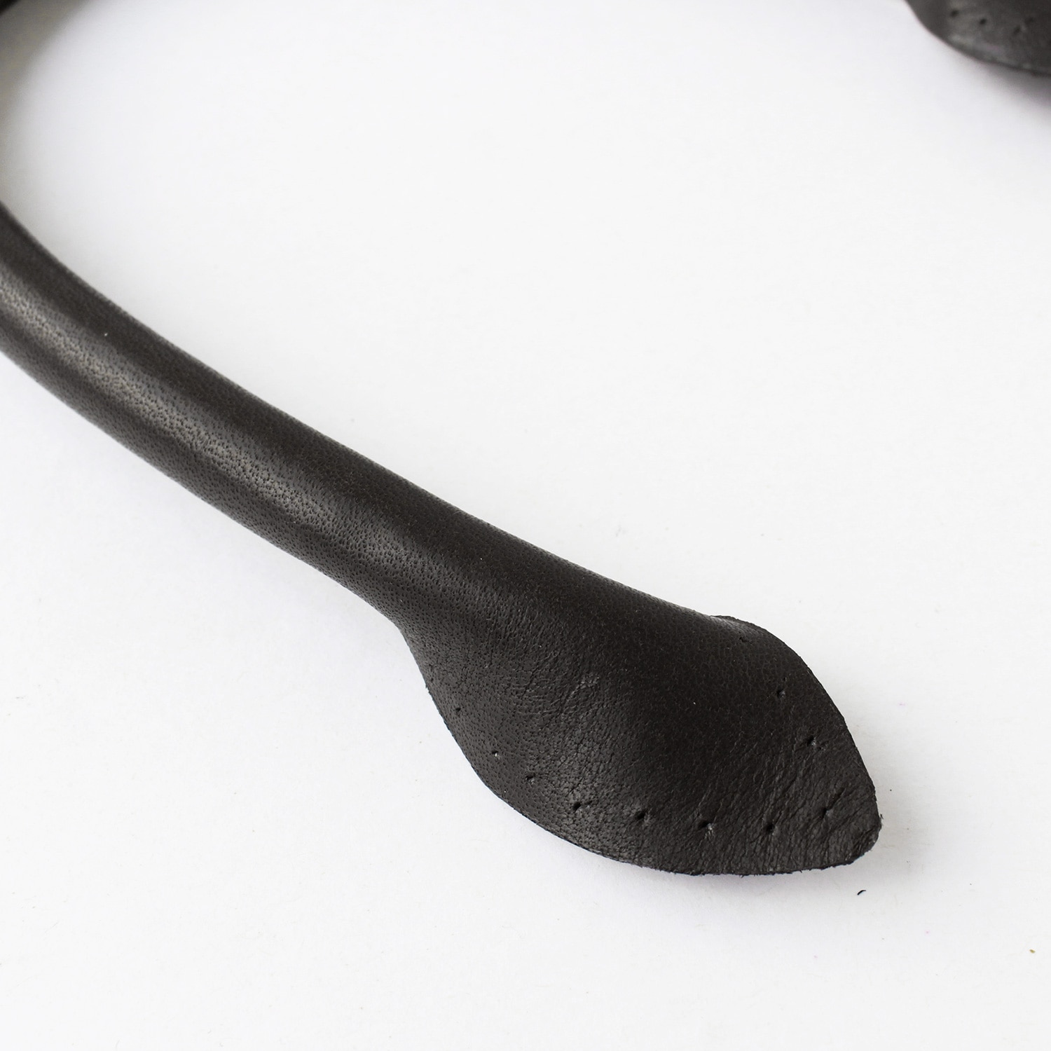 日本紐釦貿易 最高級ヌメ革ハンドル 約38cm 黒 KT98G-B (ご注文単位1組)【直送品】