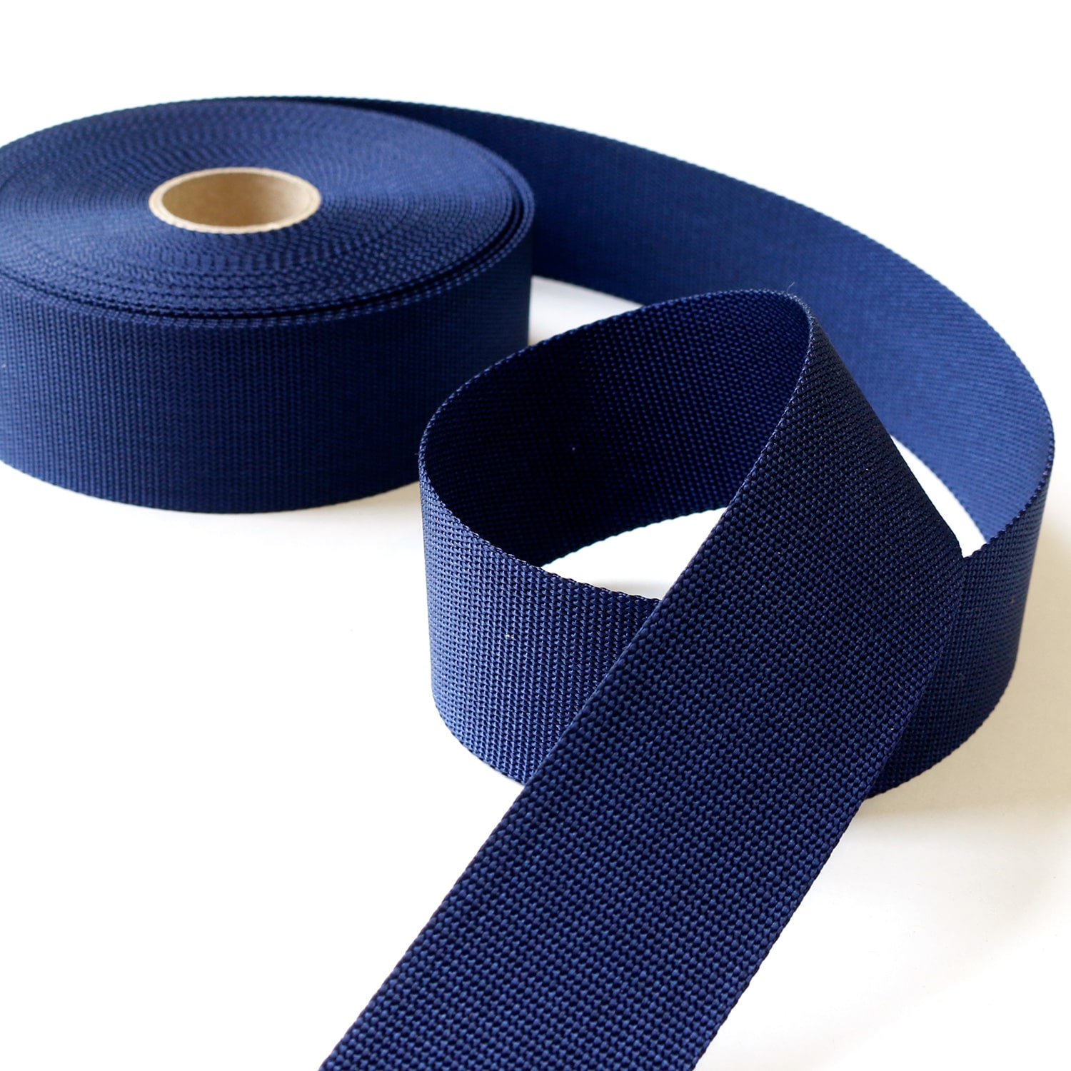 日本紐釦貿易 薄手アミーテープ 38mm巾×10m巻 厚み約1mm 黒 AMT30-19 （ご注文単位1巻）【直送品】