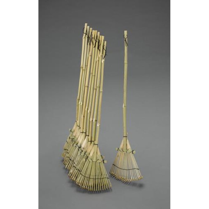 エスコ EA650RA-16 250x800mm熊手(竹・10本) 1個（ご注文単位1個）【直送品】