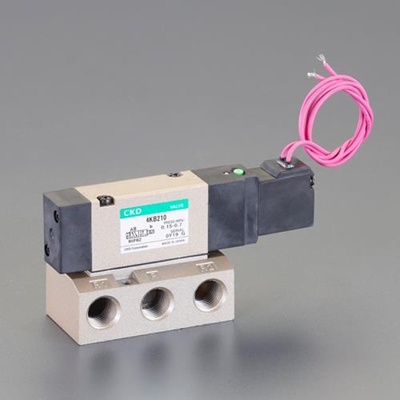 エスコ EA153HL-42 AC200V・Rc1/8”5方向電磁弁(流量0.89C) 1個（ご注文単位1個）【直送品】