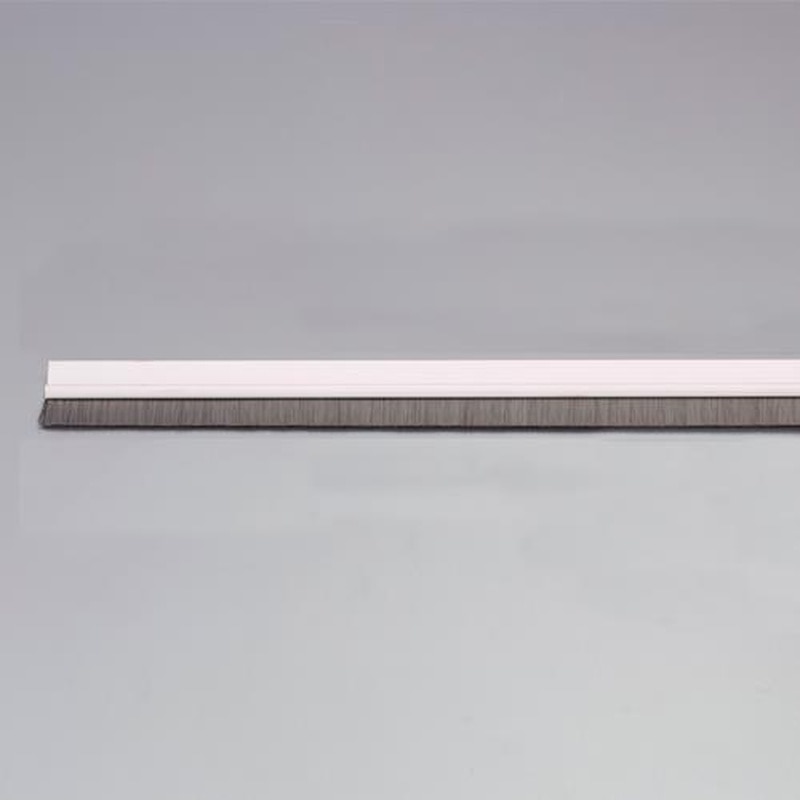 エスコ EA944KD-72 35x915mmすきま風遮断シート(ブラシ型/シルバ-) 1個（ご注文単位1個）【直送品】