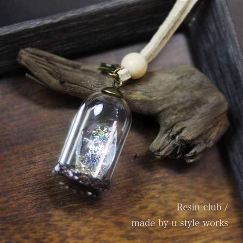 レジンクラブ雪の結晶2 メタリックレインボー UVレジン用シールパーツ RC-YUK-201 1枚（ご注文単位1枚）【直送品】