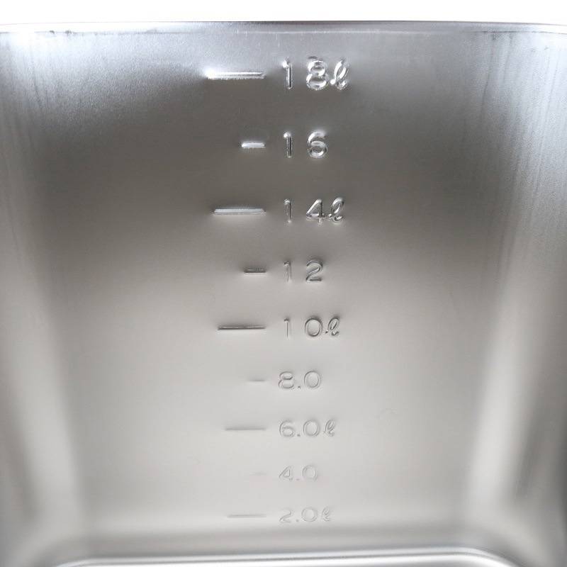 スギコ産業 18-8 目盛付深型角キッチンポット フタ付 手付 27cm SA0877-SH-4227D-テツキ 1個（ご注文単位1個）【直送品】