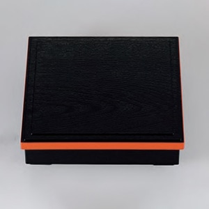 若泉漆器 7寸角固定松花堂 黒木目渕朱 固定仕切 1-406-1 1個(ご注文単位1個)【直送品】