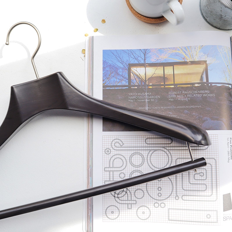 チャナカンパニー スーツ用バルミーハンガー 木目柄 軽量 ダークブラウン 10本セット ABC4160E-DB-10ST 1セット(ご注文単位10セット)【直送品】