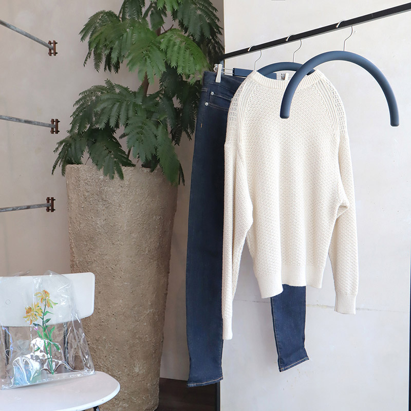 チャナカンパニー 肩をいためないまろやかハンガー ネイビー 10本セット TP-ECM02-38NVY-10ST 1セット(ご注文単位10セット)【直送品】