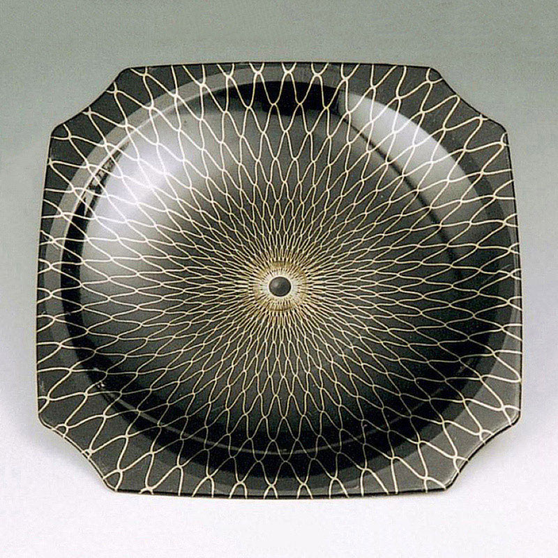 ニシキ プラスチック皿 関門 17 黒網目ゴールド 50枚/袋（ご注文単位8袋）【直送品】