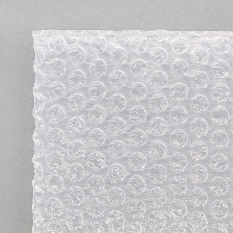 和泉 気泡緩衝材 エアセルマット 平袋 ZUL A4用 100枚/袋(ご注文単位1袋)【直送品】