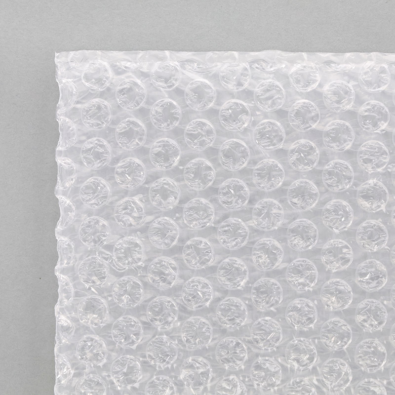 和泉 気泡緩衝材 エアセルマット 平袋 ZUL B4用 100枚/袋（ご注文単位1袋）【直送品】