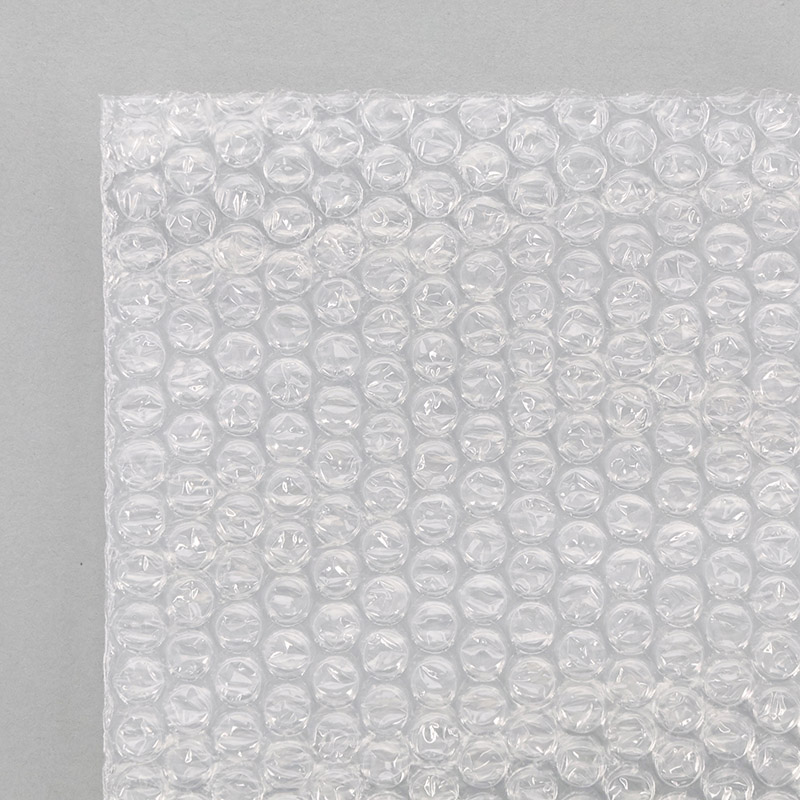 和泉 気泡緩衝材 エアセルマット 平袋 Z-50B 粒外 B5・角3用 100枚/袋(ご注文単位1袋)【直送品】