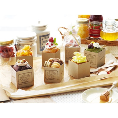 cotta ベーキングカップ CB12 キューブカップ 底紙付 68971 茶無地 100セット/組(ご注文単位1組)【直送品】