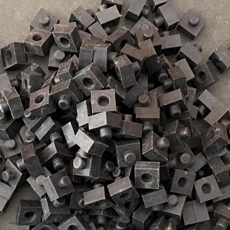 イワコーグローバル けしブロ つぶけし 100 くろ ER-GLB014 1個（ご注文単位3個）【直送品】