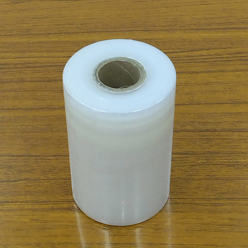 ストラシステム ストレッチフィルム　コマキミニ　1インチ紙管 17μ×100mm×150m  1巻（ご注文単位24巻）【直送品】