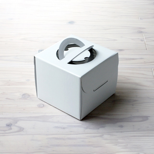 サガシキ ケーキ箱　白無地デコ箱 4号　H130　25枚入 WMJ002AA＿S＿50 25枚/束（ご注文単位2束）【直送品】