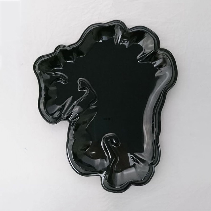 ニシキ プラスチック皿 九州山地 黒 10枚/袋（ご注文単位10袋）【直送品】