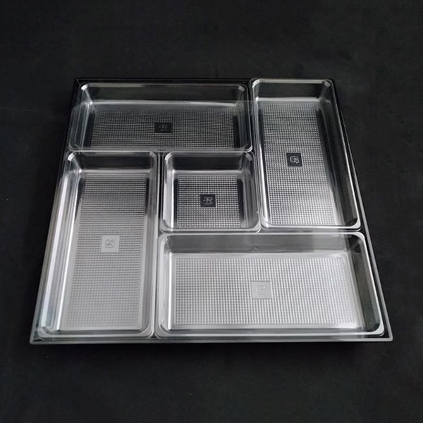 ニシキ プラスチック皿 角皿 中仕切B H-30 透明 100枚/袋（ご注文単位1袋）【直送品】