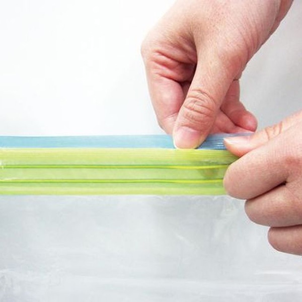 東和産業 羽毛ふとん圧縮パック 1個(ご注文単位24個)【直送品】