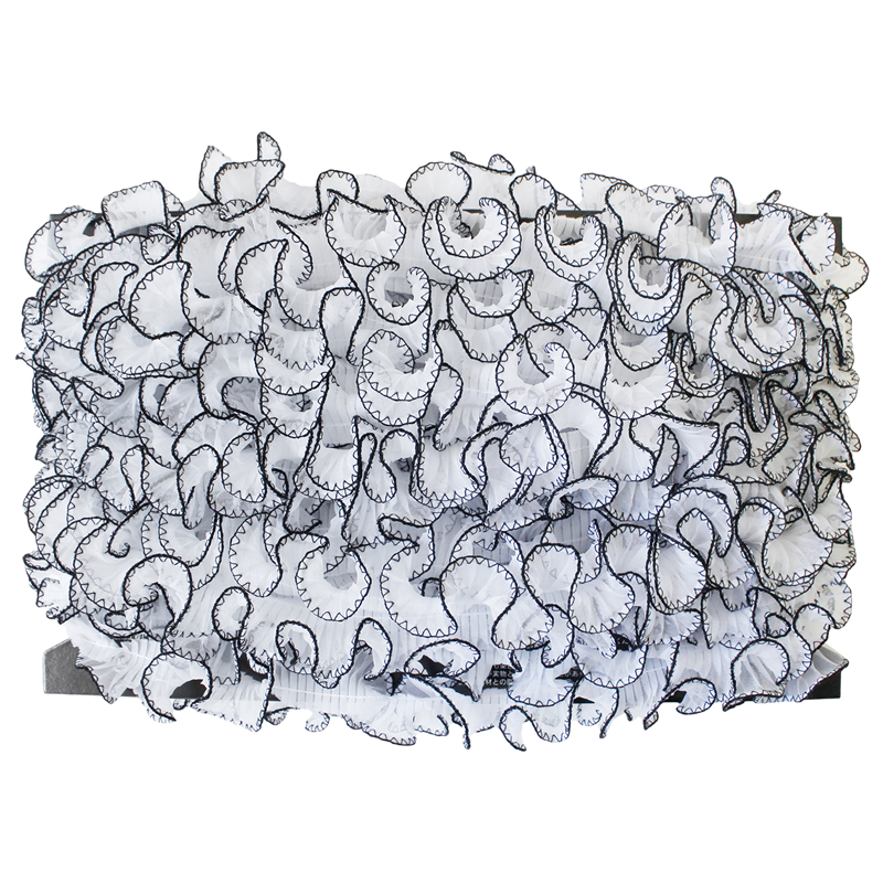 渡辺布帛工業 テトロンウェーブフリルレース カラー縁 25mmx15m巻 白×黒 WF-F7700-25-5 1巻（ご注文単位1巻）【直送品】