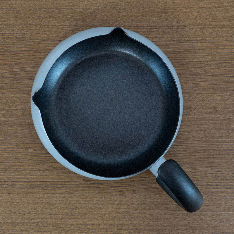 和平フレイズ にゃんこれ IH対応 ねこ型いため鍋 しっぽ 20cm RB-3128 1個(ご注文単位1個)【直送品】