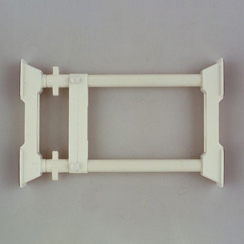 アイリスオーヤマ 家具転倒防止　伸縮棒　2本セット M　ホワイト SP-45W 1セット（ご注文単位1セット）【直送品】