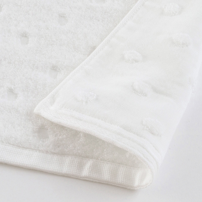 UCHINO ふわふわガーゼドット スモールバスタオル ホワイト 8824B566W 1枚（ご注文単位4枚）【直送品】