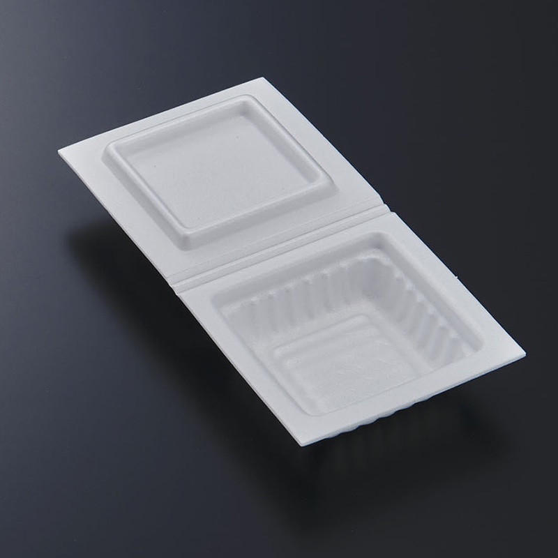 中央化学 折蓋容器 一口納豆 95 穴明 新  3100枚/袋（ご注文単位1袋）【直送品】