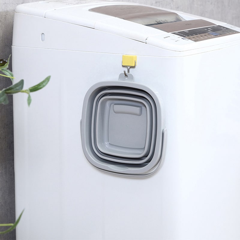 不二貿易 折りたたみバケツ 5L グレー 60683 1個（ご注文単位6個）【直送品】