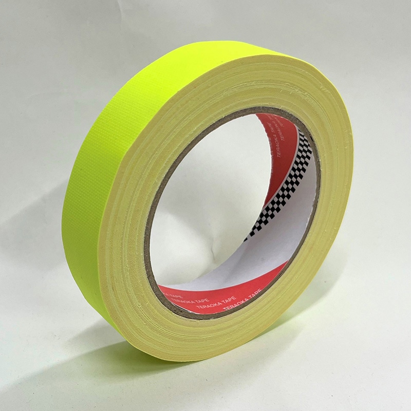 寺岡製作所 カラー布テープ ガッファーテープ No.145G 24mm×18.28m イエロー 1巻（ご注文単位12巻）【直送品】