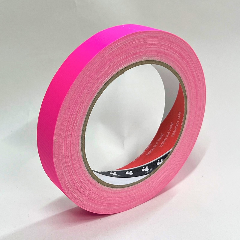 寺岡製作所 カラー布テープ ガッファーテープ No.145G 18mm×18.28m ピンク 1巻（ご注文単位16巻）【直送品】
