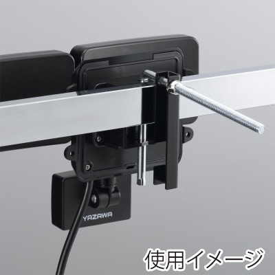 ヤザワコーポレーション LEDセンサーライト コンセント 防雨・調光タイプ 6W白色LED×2灯 リモコン付 SLR6LEA2 1個(ご注文単位1個)【直送品】