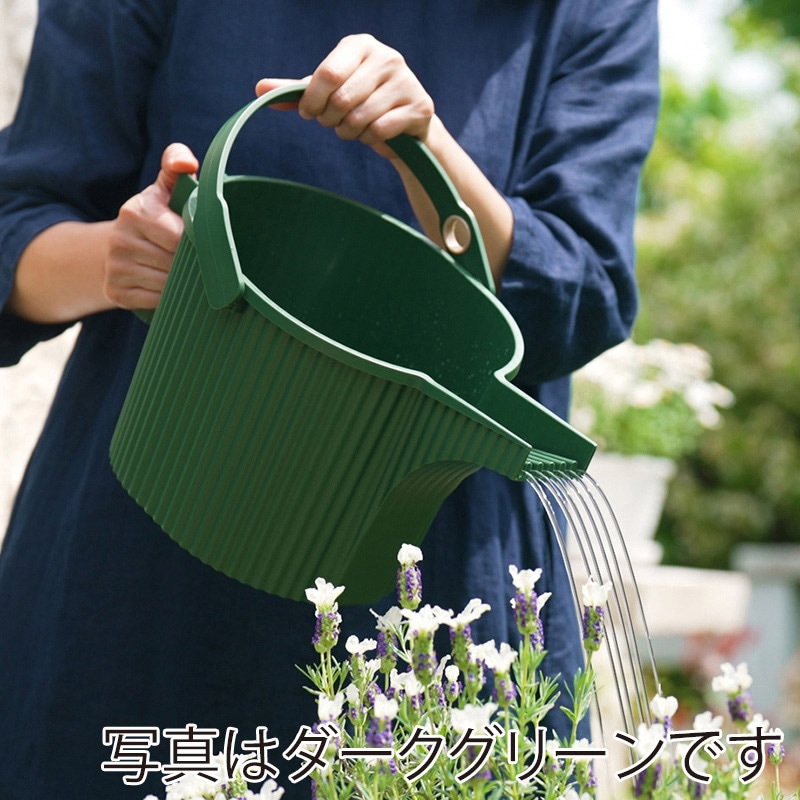 八幡化成 ガーデンビートル フォンタナジョウロ 5L ホワイト 244769 1個(ご注文単位1個)【直送品】